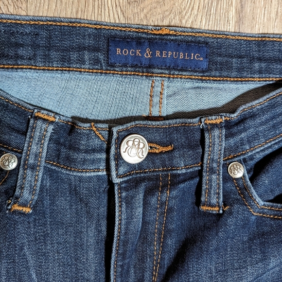 Women's Rock & Republic jeans - Picture 3 of 5